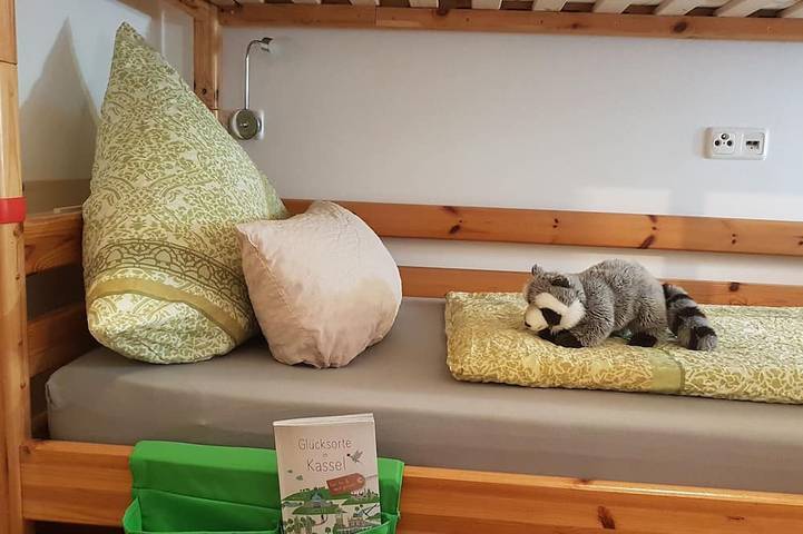 Ferienwohnung für 5 Personen, mit Terrasse in Bergpark Wilhelmshöhe - 3