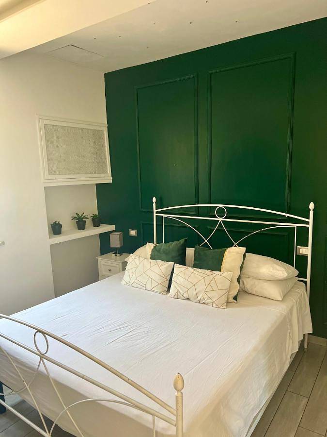 Chambre d’hôte pour 3 personnes, avec vue, animaux acceptés à Cisterna di Latina - 2