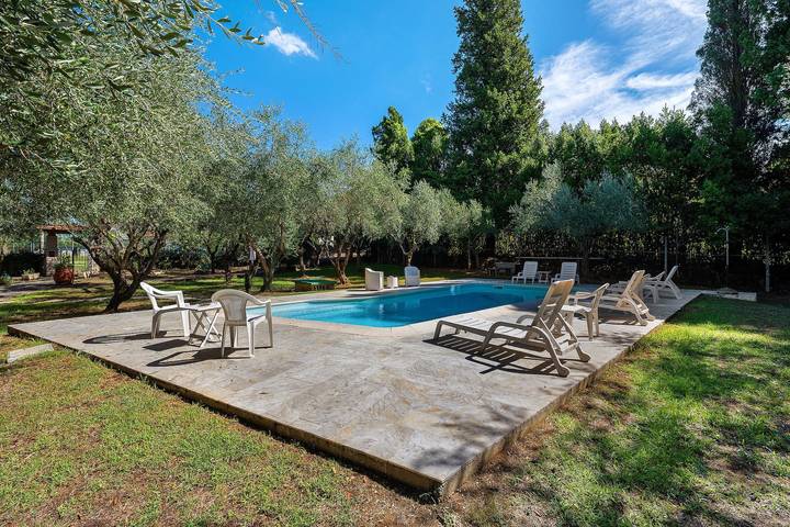 Zimmer 'Camera Fuoco' mit Gemeinschaftspool, Garten und Wlan in Fucecchio, Florenz Provinz