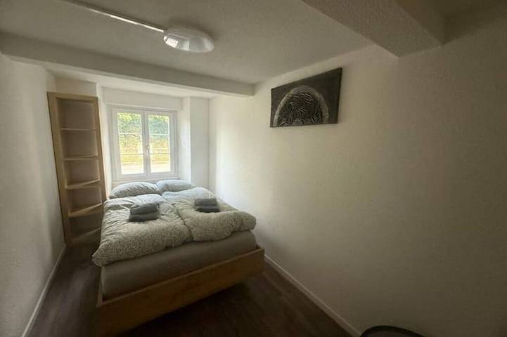 Ganze Wohnung, Winterzauber nahe Interlaken mit traumhaftem Bergblick in Spiez, Thunersee