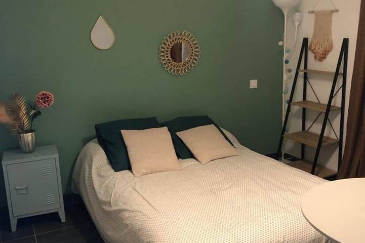 Location de vacances pour 6 personnes, avec terrasse à Argilliers - 2