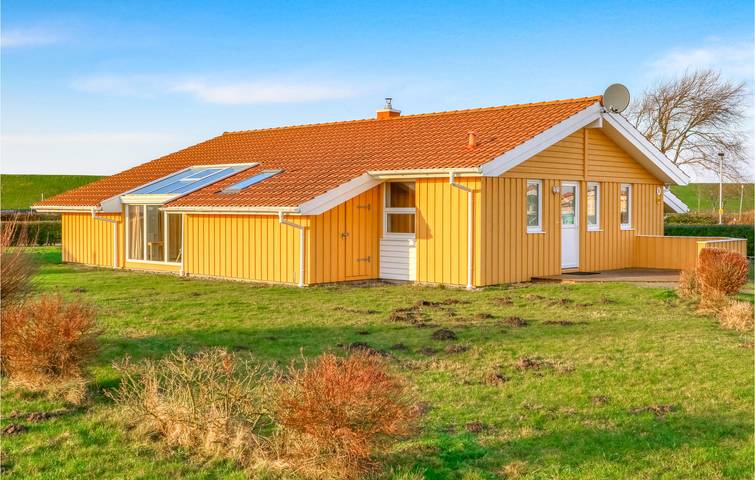 Appartement am Strand mit Parkplatz und Terrasse in Friedrichskoog-Spitze, Friedrichskoog
