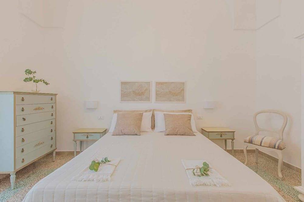 Nonna Netta house near beaches - 2 bathrooms - garden for eating out in San Vito dei Normanni, Salento
