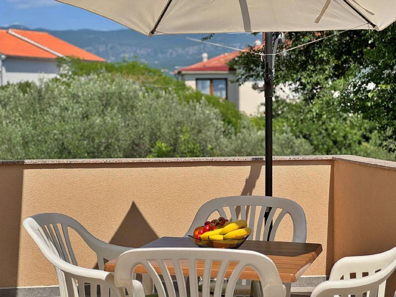 Appartement de vacances entier, Flat Dunato I.-with sea view, 320m from the sea in Silo (Krk), Krk