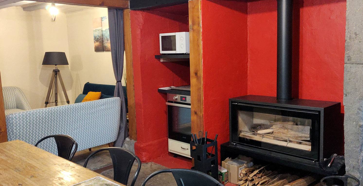 La Bergerie du Sancy - Gîte 100%Dogfriendly - Volcans à 4 pattes in Picherande, Parc naturel régional des Volcans d'Auvergne