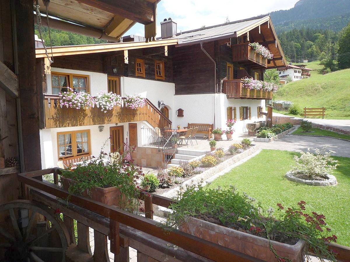 Ganze Ferienwohnung, Das Neuhäusl - Ferienwohnungen - Ferienwohnung Kehlstein, für 2 Personen in Göllstock, Berchtesgaden