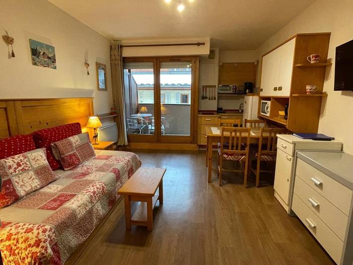 Gîte pour 4 personnes, avec balcon et vue dans Casino De Brides Les Bains