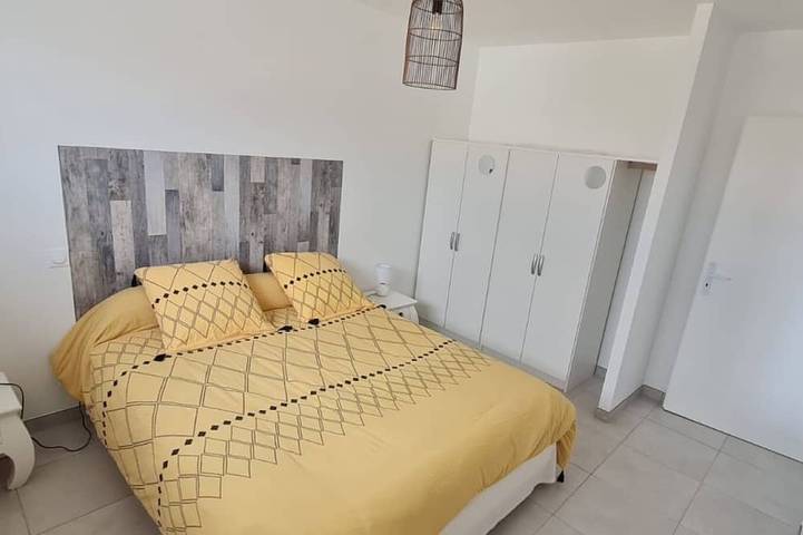 Gîte pour 2 personnes, avec balcon et jacuzzi dans Plage du Goulet - 3