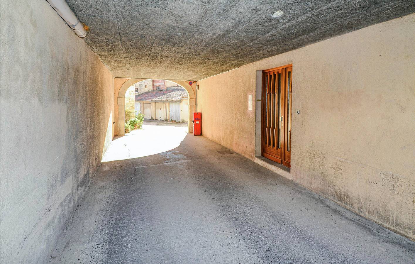 Apartamento vacacional entero, Apartamento en el centro de Uzès con parking y WiFi in Uzès, Region de Nimes