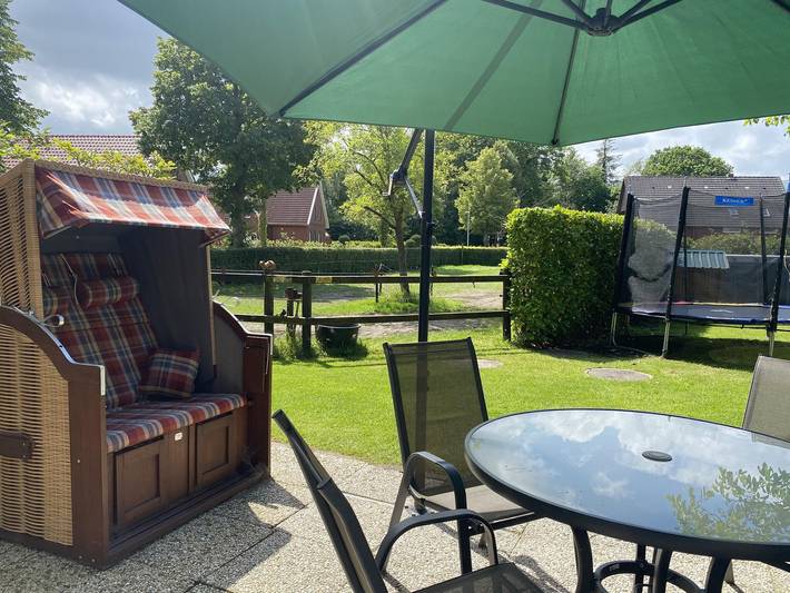 Ferienwohnung für 4 Personen, mit Terrasse und Pool in Großefehn - 4