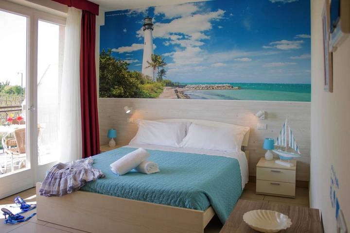 BnB für 2 Personen, mit Balkon und Ausblick in Lazise