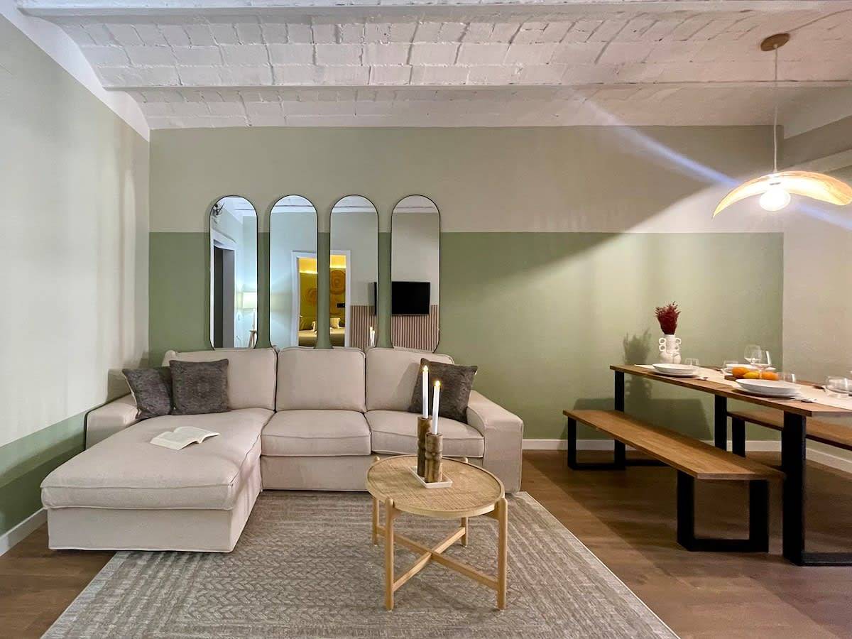 Appartamento per 9 Persone in Eixample, Barcellona