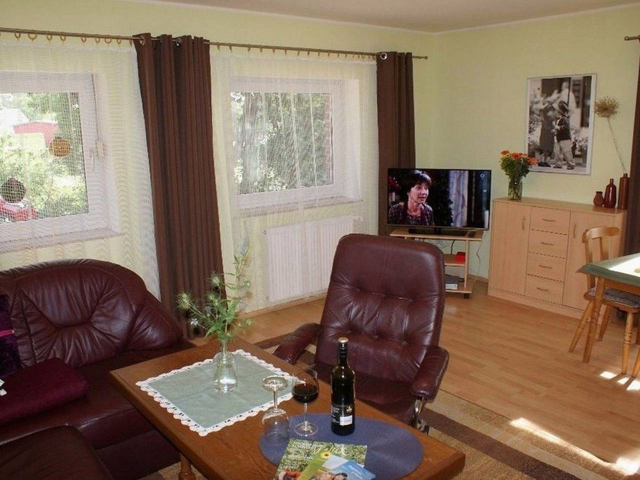 Ganze Ferienwohnung, Am Hang - Abc163 - nur Feriengäste! - Am Hang - Abc163 - nur Feriengäste! in Pinnow, Ludwigslust-Parchim