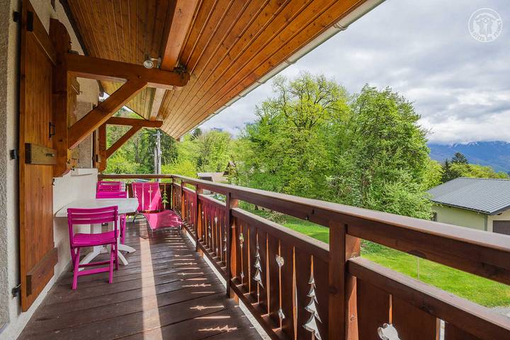 Gîte pour 5 personnes, avec balcon/terrasse et terrasse, animaux acceptés