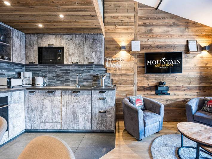 Appartement entier, Studio rénové avec balcon au centre Val-d'Isère in Val-d'Isère, Massif du Ruitor
