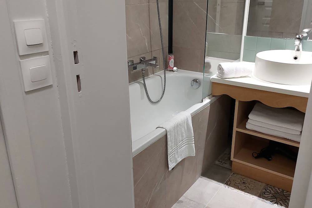 Entire apartment, Your Ideal stay for 5 at Disneyland Paris! in Serris, Seine-et-Marne