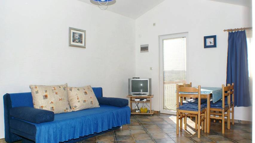 Ferienwohnung für 4 Personen, mit Terrasse und Ausblick - 1