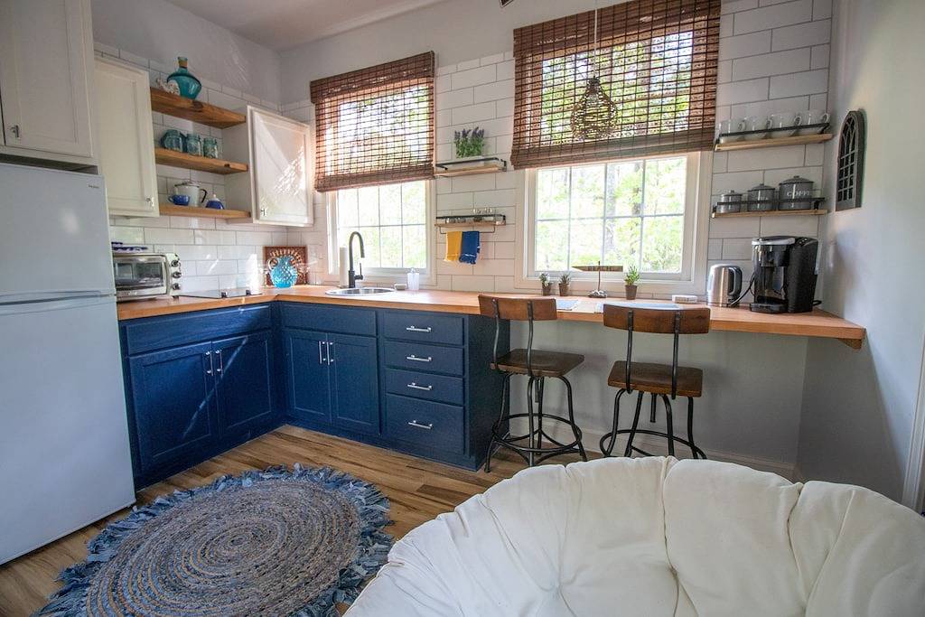 Ganze Wohnung, Sunny Secluded Super-cute Studio Near Topsail Island & Wilmington, Nc in Pender County