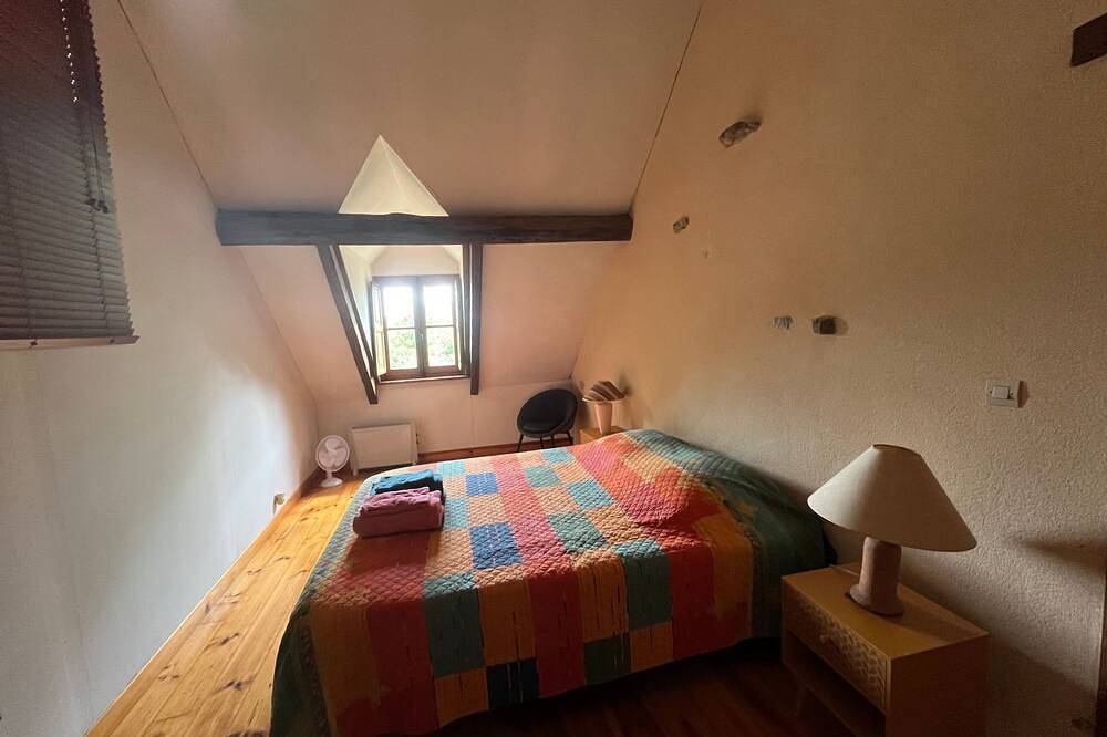 Landhaus mit eingezäuntem Garten in Crux-la-Ville, Nièvre