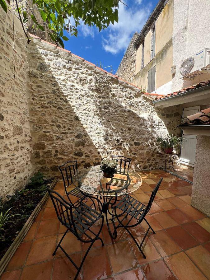 Two-Bedroom House in Nérac, Région de Nérac
