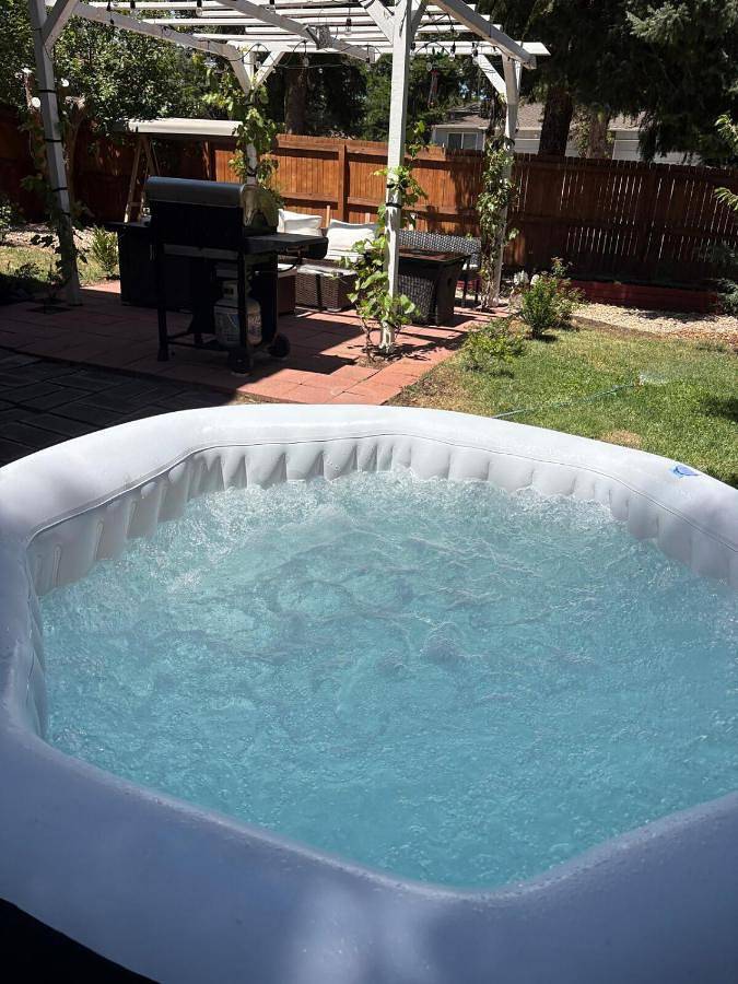Casa de vacaciones para 8 personas, con jardín y jacuzzi - 1