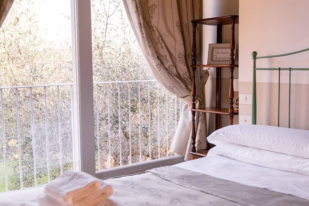 Ganze Wohnung, Trilocale Liber - Pignocco Country House: Colli, Pool, Meer in Pesaro, Valle del Metauro