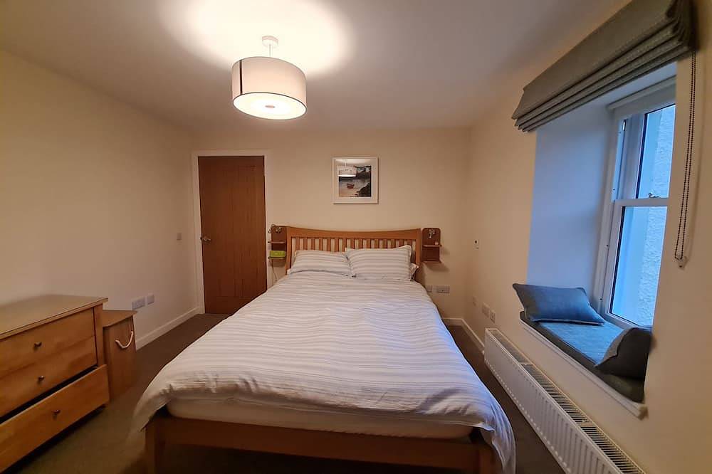 New Listing! Old Police Station, Portsoy - sleeps 4 guests in 2 bedrooms in Portsoy, Aberdeenshire