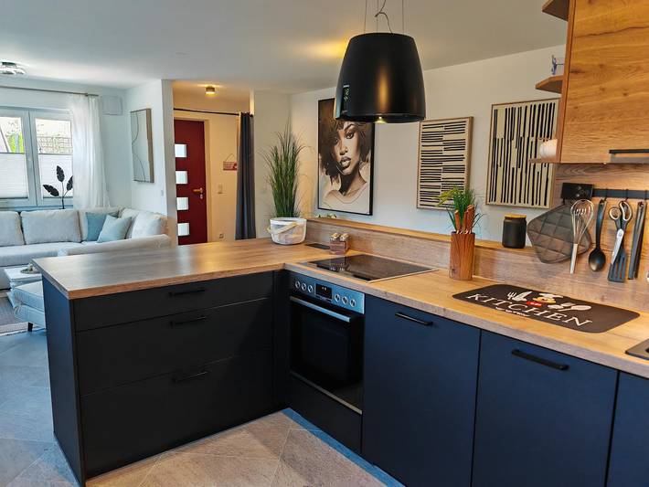 Entire apartment, Apartment 'City High Mountain' with Private Terrace, Private Garden and Wi-Fi in Brunnthal, Landkreis München