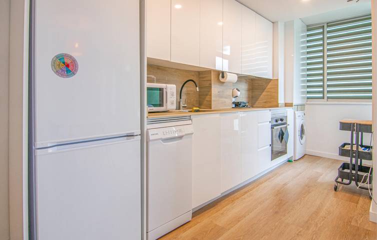 Ganze Ferienwohnung, Meerblick-Apartment mit Pool, Klimaanlage, Internet, Parkplatz - 200m zum Strand in Cullera, Costa de Valencia