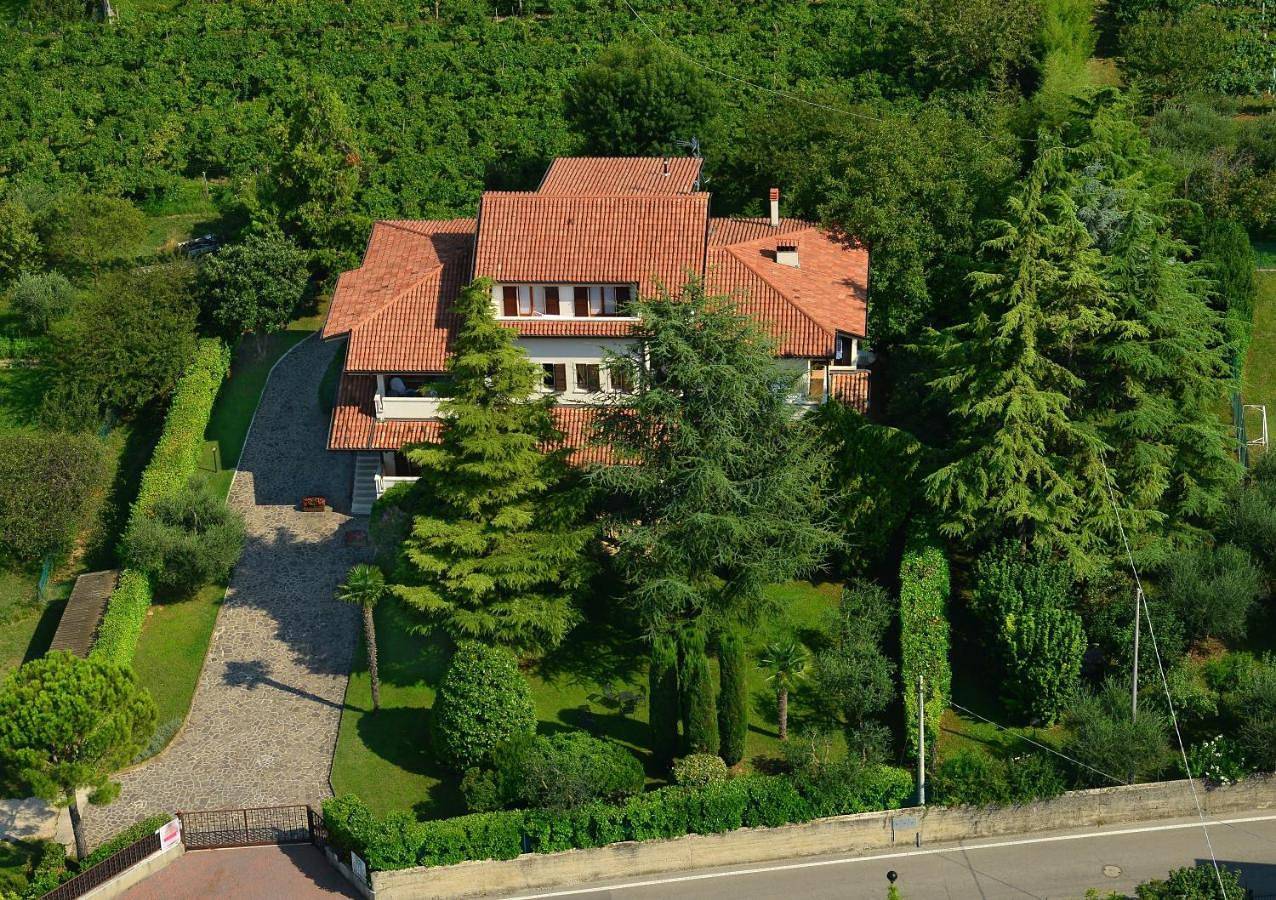Relais Bb Pacengo in Lazise, Gardasee-Berge