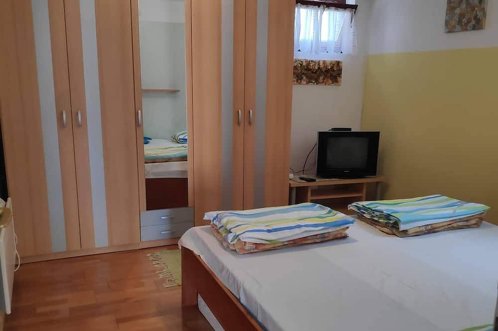 Charming building in beautiful Balatongyörök with Wifi, Ac in Balatongyörök, Balaton Hochland Nationalpark
