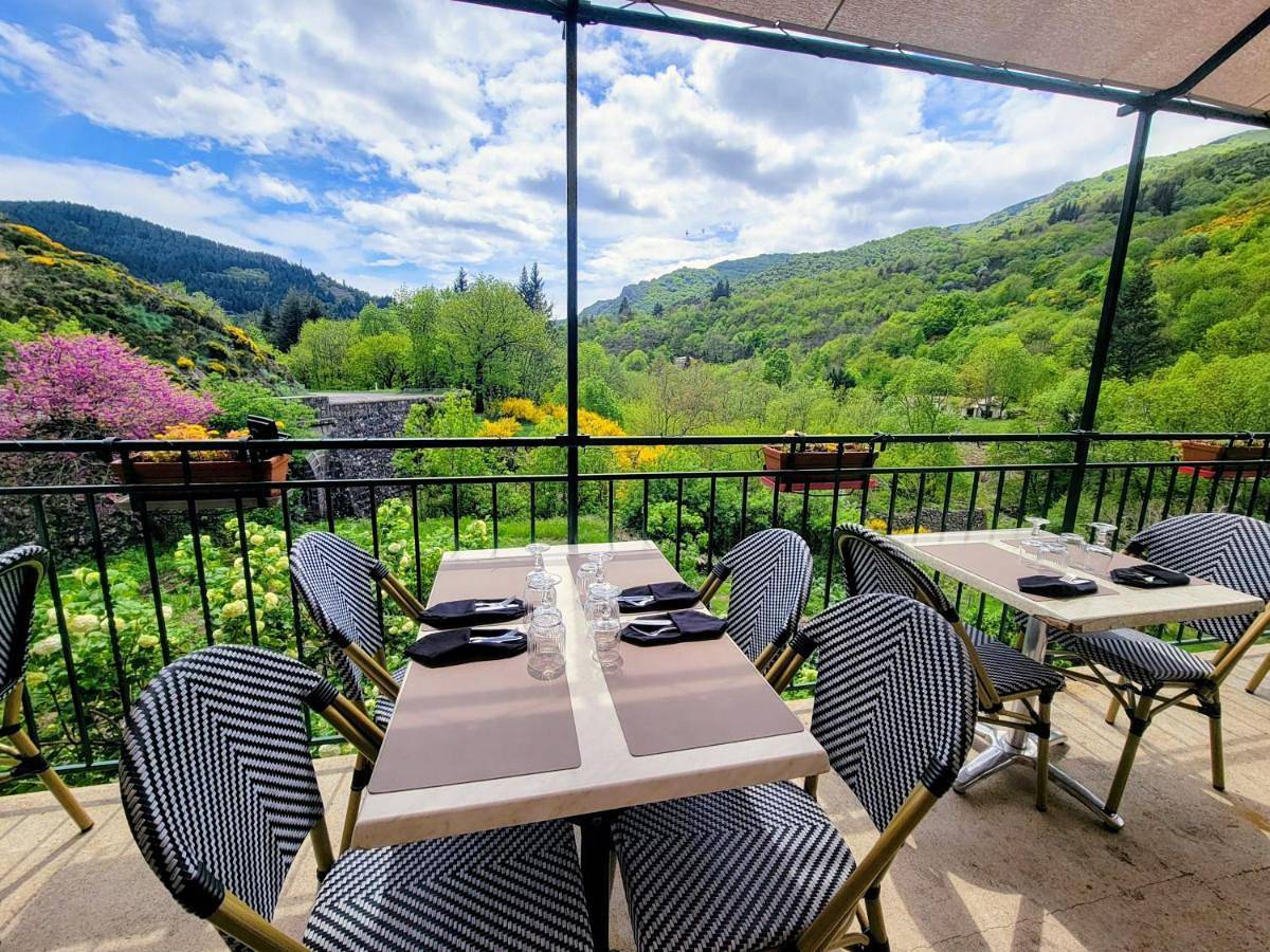 Auberge Arthéa in Laviolle, Parc naturel régional des Monts d'Ardèche