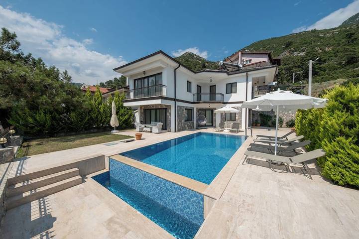 Villa per 6 persone, con giardino e balcone - 1