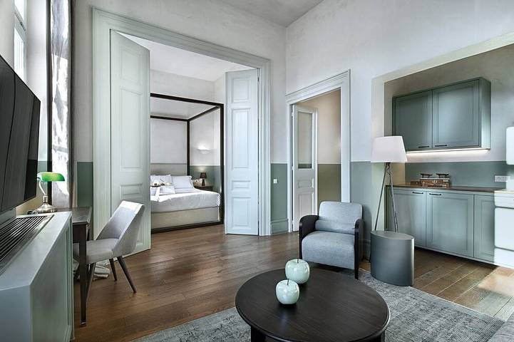 Gorgeous Athens Apartment | 2 Bedrooms | Apartment Sting | Balcony in Central Section of Athens, Athens