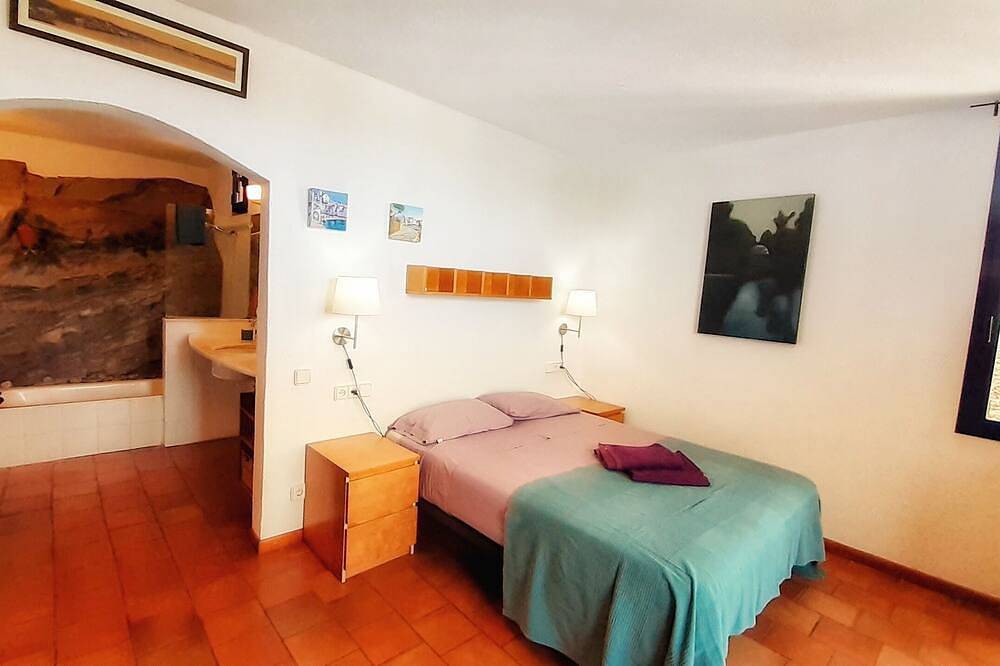 Maison au bord de la mer à Cadaqués in Platja de Pius V (Cadaques), Cadaqués