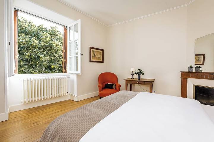 Location de vacances pour 8 personnes, avec terrasse et jardin à Dégagnac - 4