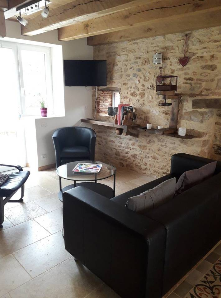 Gîte pour 4 personnes, avec piscine ainsi que terrasse et jardin à Prayssac - 2