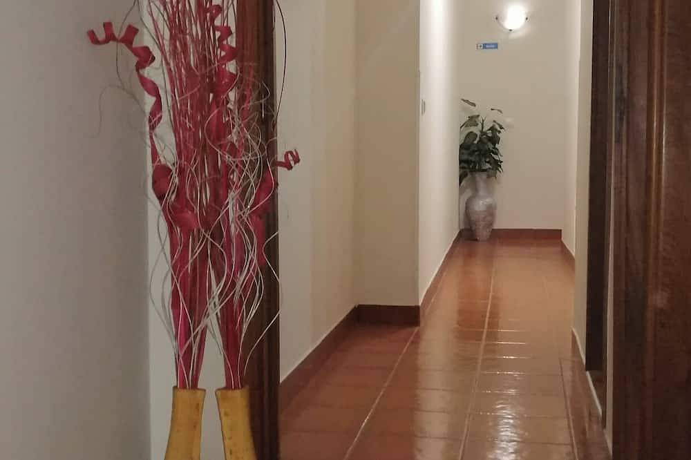 Gouveia Residence Al/21898 Residential in the heart of downtown Coimbra, foto 8