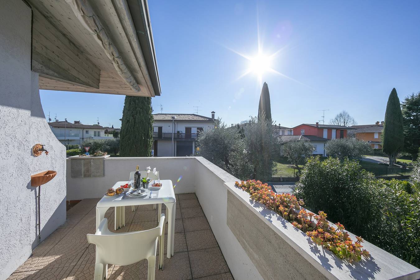 Ganze Wohnung, Villa Fiorita - Apt 3 - Ortensia in Colombare, Sirmione