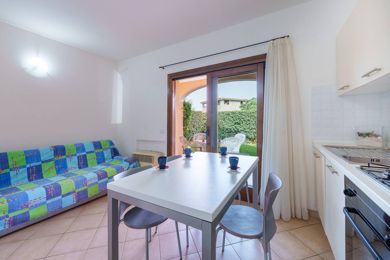 Ganze Wohnung, Ferienwohnung "Casa Vacanze Limone" mit privater Terrasse, privatem Garten und Klimaanlage in Maltineddu, Murta Maria