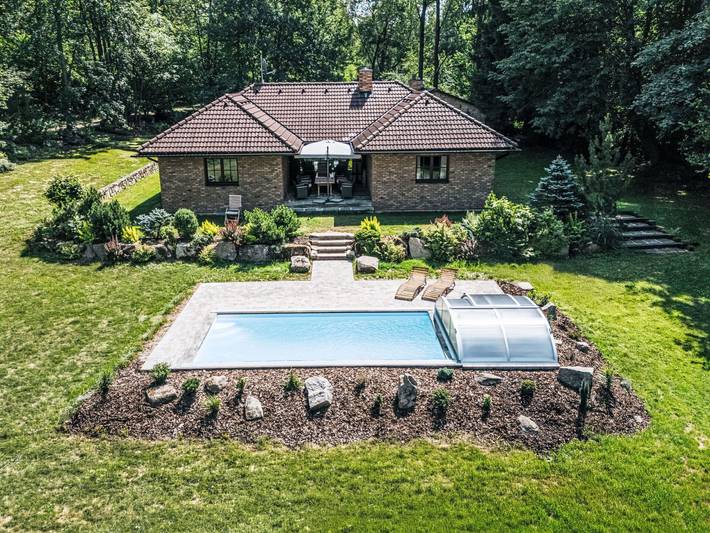 Vakantiehuis voor 12 personen, met Terras en Tuin in Tsjechië