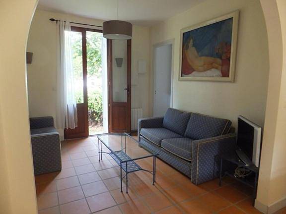 Location de vacances pour 4 personnes, avec vue et jardin, animaux acceptés à Lignan-de-Bordeaux - 2