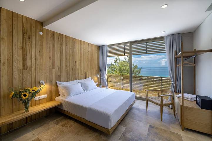Zweizimmer-Villa mit privatem beheiztem Pool in Chrisi Akti, Thassos