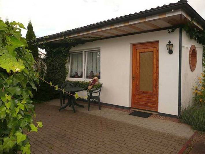Ferienwohnung für 2 Personen, mit Terrasse, kinderfreundlich in Garz/Rügen