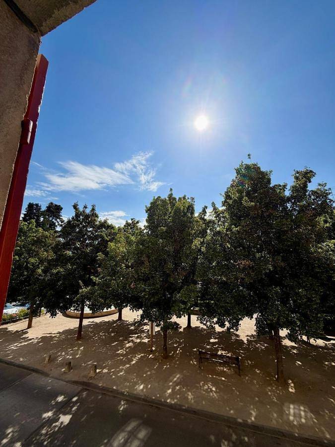 Appartement entier, Quiet & air-conditioned apartment 5 minutes from Dijon in Chenôve, Région de Dijon
