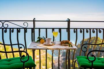 Gîte pour 6 personnes, avec terrasse et vue à Scala