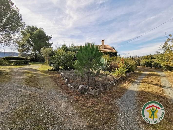 Gîte pour 2 personnes, avec jardin à Prades-sur-Vernazobre - 4