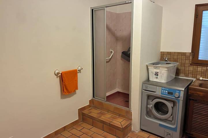 Gîte pour 3 personnes, animaux acceptés à Bron - 3