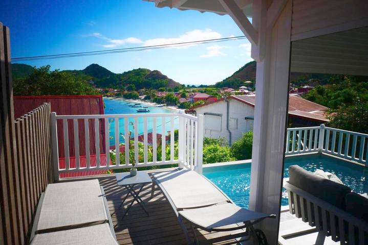 Location de vacances pour 4 personnes, avec piscine ainsi que vue et jardin à Terre-de-Haut - 4