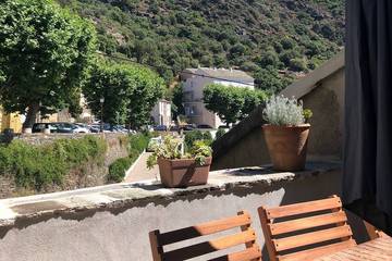 Gîte pour 6 personnes, avec terrasse à Nonza